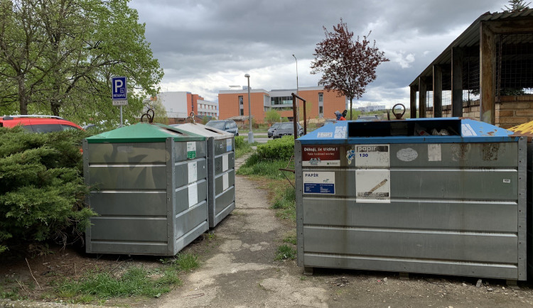 Město opraví parkoviště na Máji. Práce potrvají čtyřicet dní