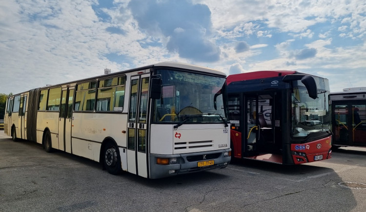 Autobusy českobudějovického dopravního podniku.