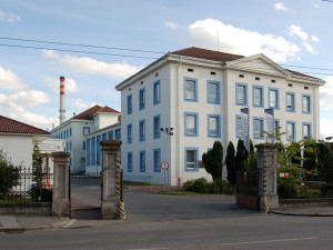V areálu na Průmyslové ulici se vyrábí už bezmála 150 let aneb Od Tabačky k Viscofanu