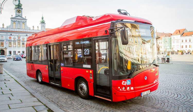 Elektrobusy v Budějcích už v roce 1909? Den čisté mobility představí šetrnou MHD Dopravního podniku