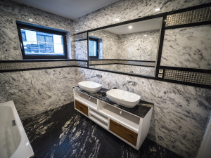 Kámen je skvělý interiérový prvek a jeho obliba roste. Od příštího roku však výrazně zdraží, varuje jihočeské kamenictví