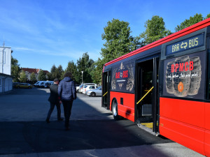BarBus rozhýbe pivní festival. Projížďky s pivním osvěžením nabídne i pro soukromé akce