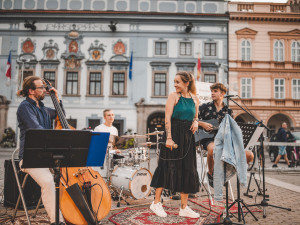 Jsme tak trochu pankáči. Hrajeme klasické evergreeny, neodpustíme si ale Duu Lipu nebo Billie Eilish, říká Magda Smolková z Couple of Sounds