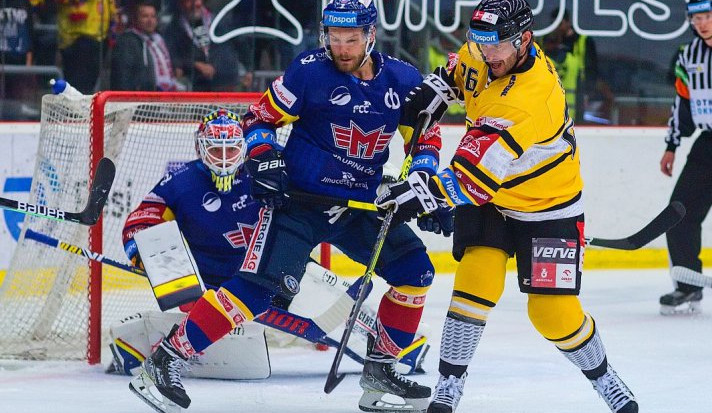 Motor doma nedal ani jednu branku a s Litvínovem padl