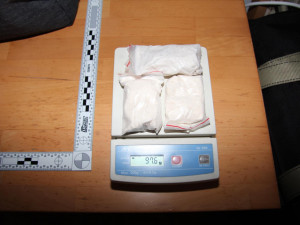 Policie zadržela dva dealery pervitinu. Měli u sebe drogy za 870 tisíc korun