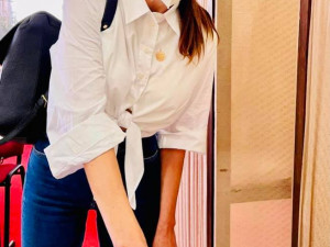 Svůj hlas do urny vhodila také jihočeská lídryně Přísahy Ivana Kerlesová. Zdroj: Facebook Ivany Kerlesové