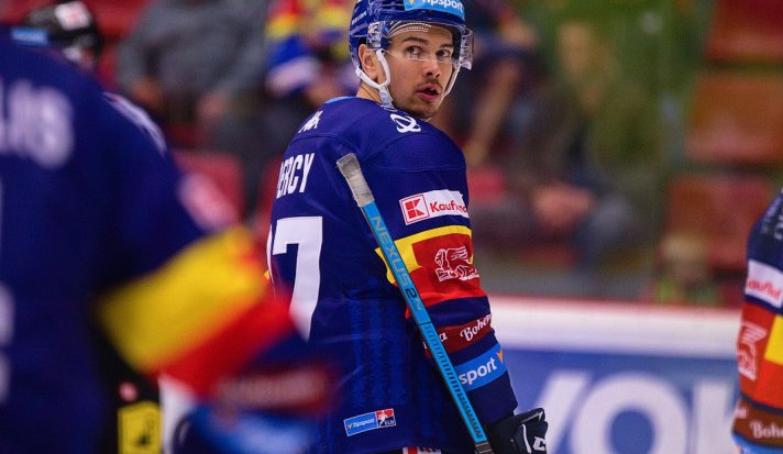 Za důležitými třemi body táhli Motor bekové