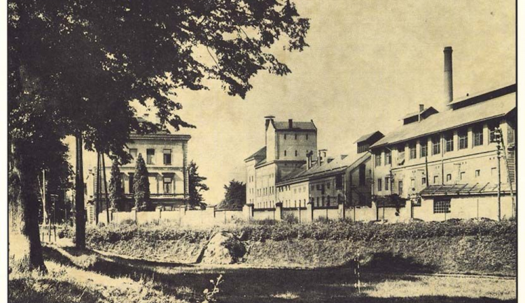 Budějovický Budvar vaří pivo už 126 let. Začátky provázely dramatické spory