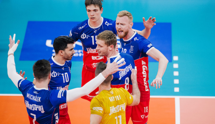 Jihostroj porazil Kladno a střídá ho v čele tabulky