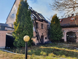 Hasiči likvidovali v pátek požár usedlosti v Ratiboři, škoda je čtyři miliony korun