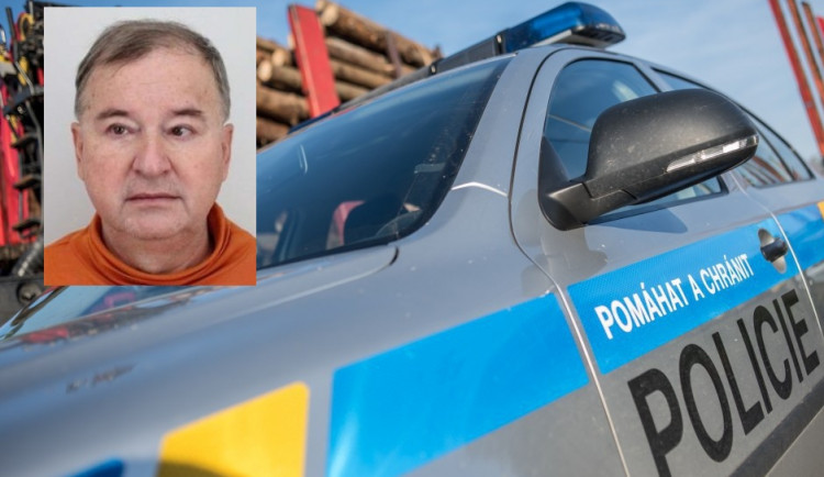 Kynologové z Libereckého kraje pomáhají při pátrání po seniorovi na Trutnovsku