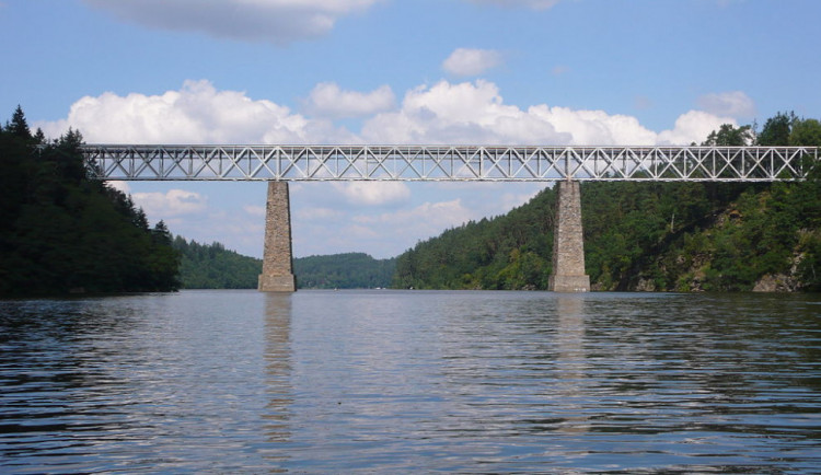 Most přes Orlík na Písecku je kulturní památkou, rozhodl ministr kultury