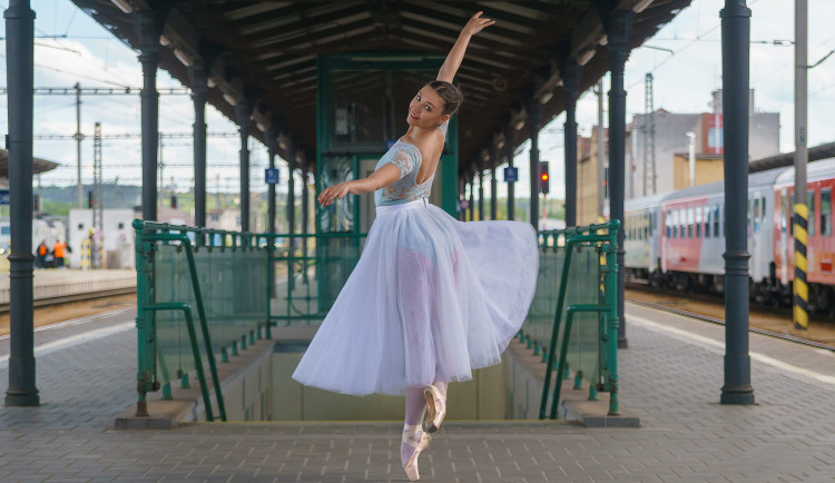 Jana Pelcová: Tanec dělá hudbu viditelnou