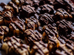 Vánoce v čokoládě. Jihočeské muzeum představuje čokoládové obaly, vánoční kolekce a další zajímavosti ze světové sbírky Stanislava Krámského