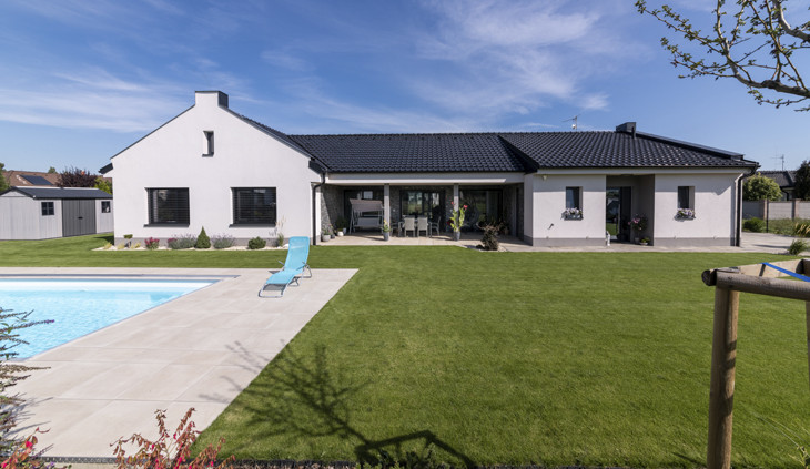 Ohodnoťte modely z perníku i dýně, za hlasování v soutěži HELUZ Dům roku můžete vyhrát bednu sektu