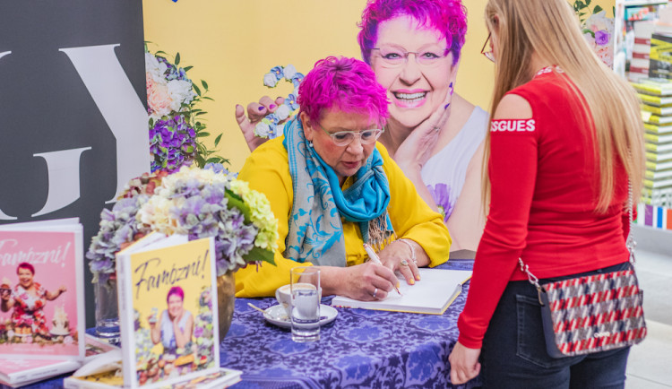 Extrémní trendy nám spíše škodí. Ze sladkého u mě vítězí koláče, říká cukrářka Mirka van Gils Slavíková