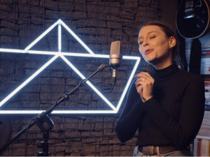 Kateřina Marie Tichá, Tomáš Klus nebo Jiří Mádl. Charitativní song má pomoci centru Arpida se stavbou nového areálu