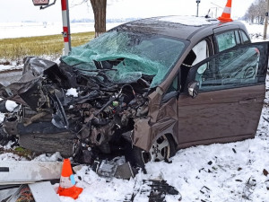 Na Jindřichohradecku se srazil vlak s autem. Místo nehody je uzavřeno