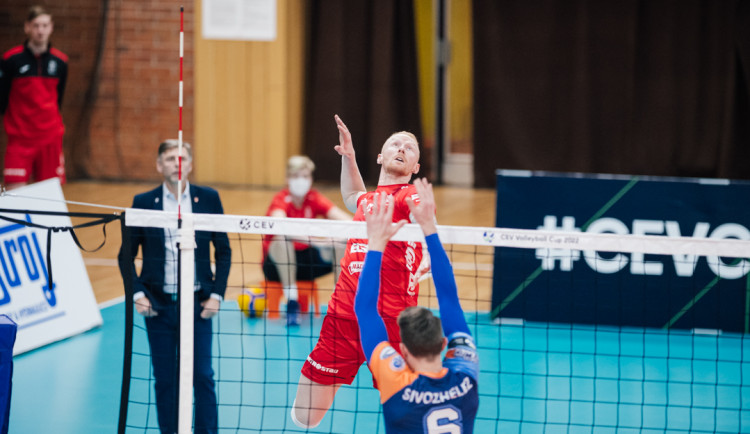 Za odvetou v rámci evropského Poháru CEV musí volejbalisté Jihostroj České Budějovice absolvovat téměř šest tisíc kilometrů dlouhou cestu do Kemerova.