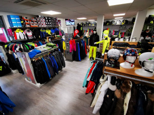 Obchod se nově nachází na adrese Husova třída 115.