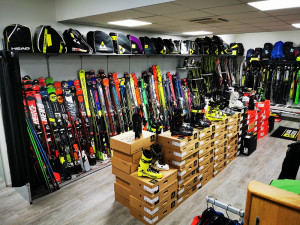 Obchod se nově nachází na adrese Husova třída 115.