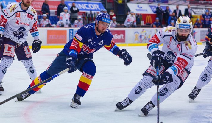 V důležité výhře nad Kladnem pomohl dvěma góly Valský