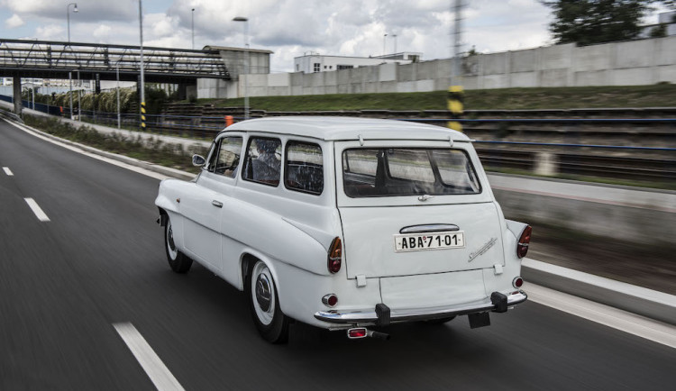 V Česku je přihlášených téměř 10 tisíc Octavií z let 1959 až 1971. Před padesáti lety skončila jejich výroba