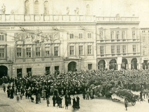 České Budějovice objektivem Milana Bindera a perem Martina Maršíka: Vánoční strom svobody z roku 1925