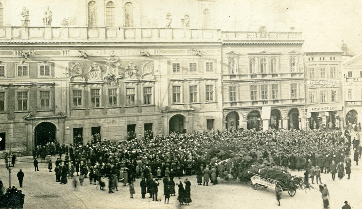 Hold mládeže českobudějovických škol v pátek 18. 12. 1925