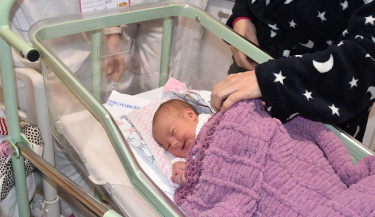 První miminko v kraji se narodilo v Písku. Holčička dostala jméno Nela