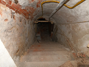 Radnice chce řešit chátrající dům v centru města. Původní majitel zemřel