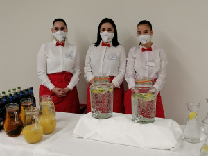 Výuka hotelnictví, gastronomie a cestovního ruchu na Střední škole a Vyšší odborné škole cestovního ruchu v Českých Budějovicích se adaptovala na složitou dobu v éře pandemie