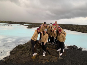Písecké házenkářky hrály zápas na sopečných ostrovech u Islandu. Cesta trvala přes 30 hodin