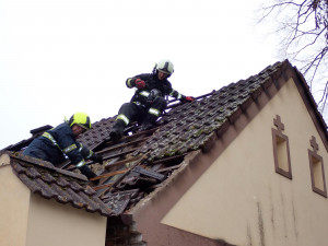 Požár zničil rodinný dům na Táborsku, vznikla škoda dva miliony korun