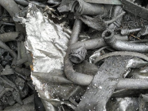 Kamion vezl z Itálie na jih Čech téměř 18 tun zakázaného odpadu