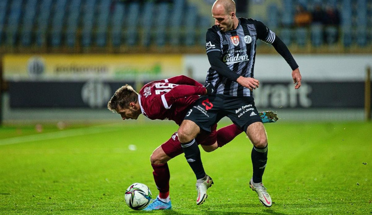 Povedené utkání, Dynamo remizovalo se Spartou