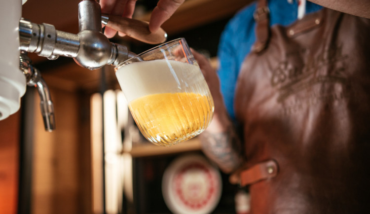 Budvar loni uvařil rekordních 1,8 milionu hektolitrů, tržby za pivo přes 3,1 miliardy