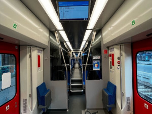 Na jihočeské tratě vyrazili noví Panteři. Nabízí Wi-Fi či více místa pro kočárky