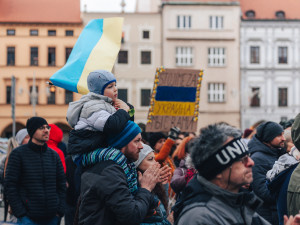Podporu okupované Ukrajině v Českých Budějovicích vyjádřilo na 300 lidí