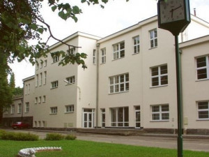 Dětská psychiatrická nemocnice v Opařanech nabídla pokoje pacientům z Ukrajiny