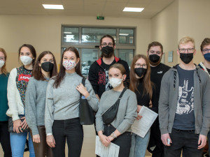 Myslet na druhé umíme