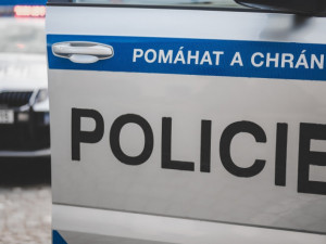 U Češnovic havarovala dodávka. Policie hledá svědky
