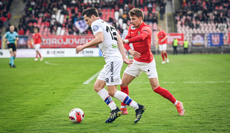 Brnu vládne Líšeň. Zbrojovce nasázela tři branky a ovládla derby