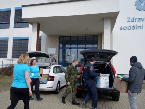 Zdravotnická materiální pomoc shromážděná ve sbírce pořádané ZSF JU už míří na Ukrajinu