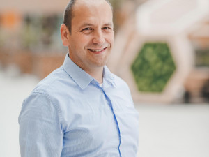 Za týmem stojí Pavel Mikeš, který si obor vybral, protože controlling považuje za kreativní a zajímavý obor.