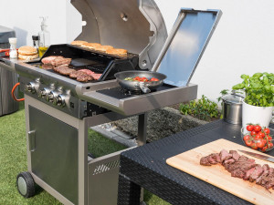 Grilovací sezona začíná. Kompletní vybavení najdete v Jihočeském Elektru