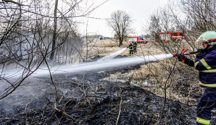 Hejtman vyhlásil období zvýšeného nebezpečí vzniku požáru. Důvodem jsou mimořádné klimatické podmínky