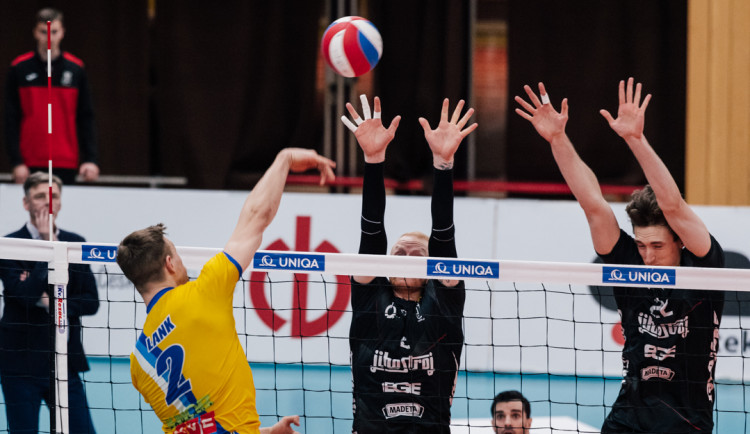 Jihostroj čeká v pátek třetí zápas play-off. Vyhrajte vstupenky zdarma