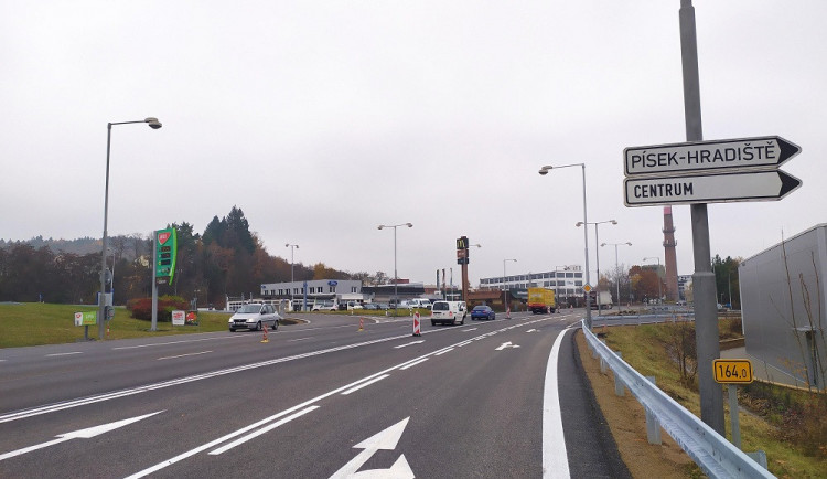 ŘSD začne znovu opravovat průtah Pískem. Práce začnou už v pondělí