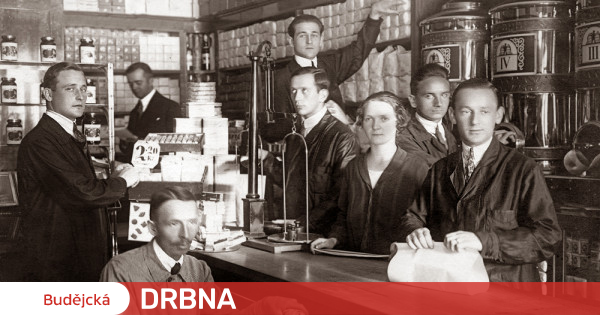 DRBNA HISTORIČKA : Mené soigneusement, nettoyer partout, commander.  C’était un café sur Budweiser Square Historian Gossip |  Budejcka Drbna